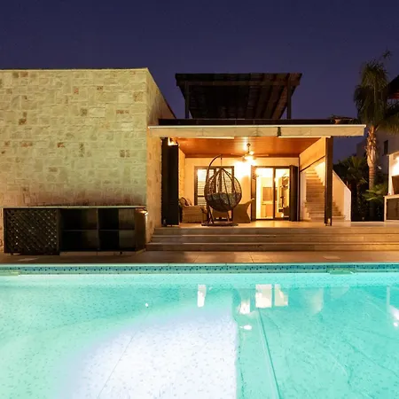 Elysia - Seaview With Private Pool, Garden, Panoramic Roof Terrace And 3-min Walk To Sea